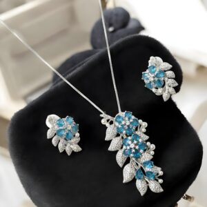Kazaara | The Azure Blossom AD Pendant Set