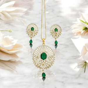 Kazaara | The Emerald Enchantment AD Pendant Set