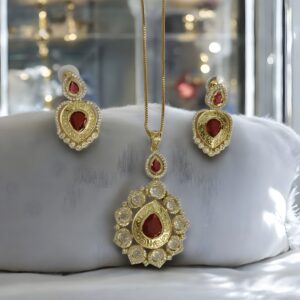Kazaara | The Crimson Heartbeat Pendant Set