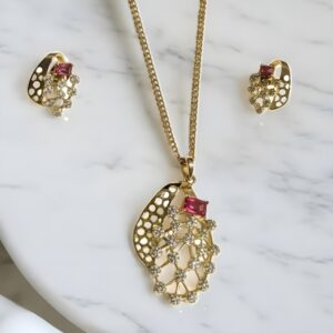 Kazaara | Crimson Bloom AD Pendant Set