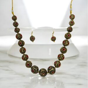 Kazaara | Ruby Orb Necklace Set