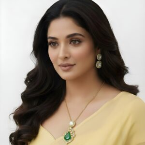 Kazaara | Emerald Drop AD Pendant Set