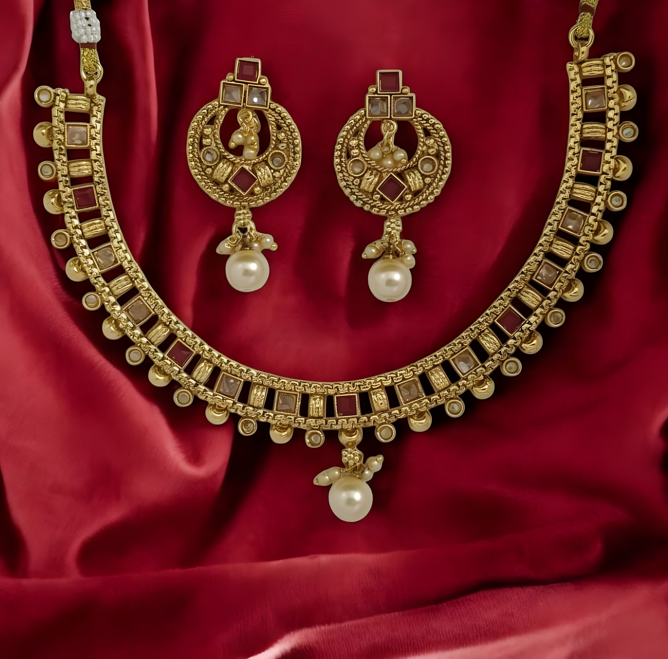 Kazaara | Heritage Garnet Necklace Set - Image 2