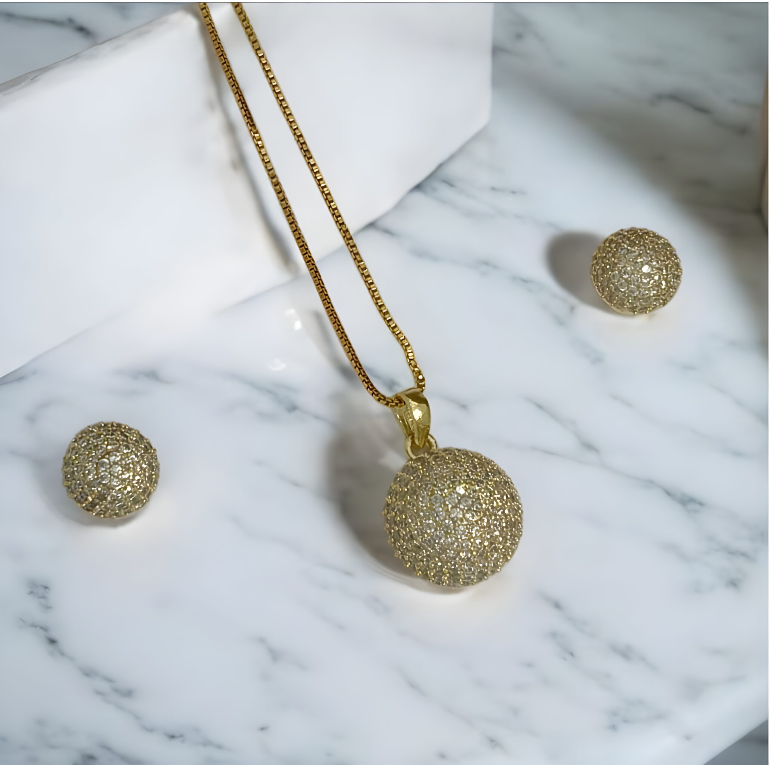 Kazaara | Cosmic Disc Pendant Set - Image 2