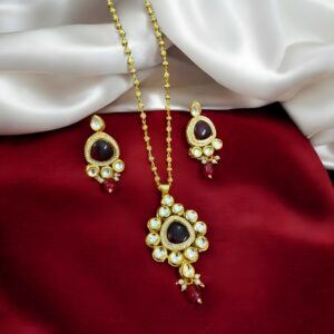 Kazaara “Padma Pushpa” Garnet Blossom Pendant Set