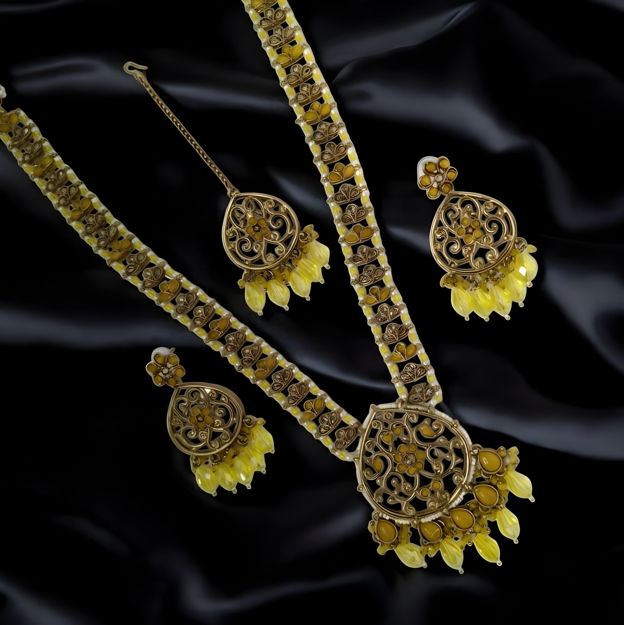 Kazaara | Saffron Blooms Necklace Set - Image 3