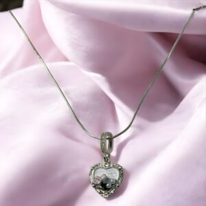 Kazaara | The 'Secret Garden' Heart Locket Pendant Chain