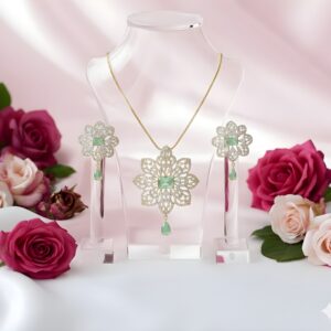 Kazaara | Mint Blossom AD Pendant Set